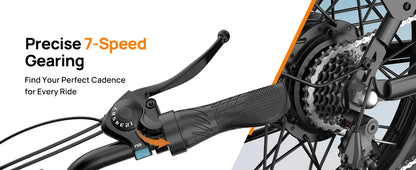 Close-up of a motorcycle gear system with text highlighting precise 7-speed gearing.